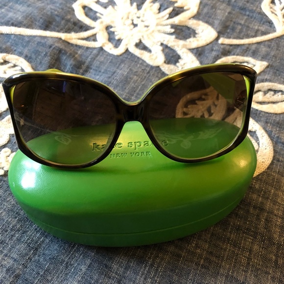 Kate Spade ♠️ - Picture 2 of 8